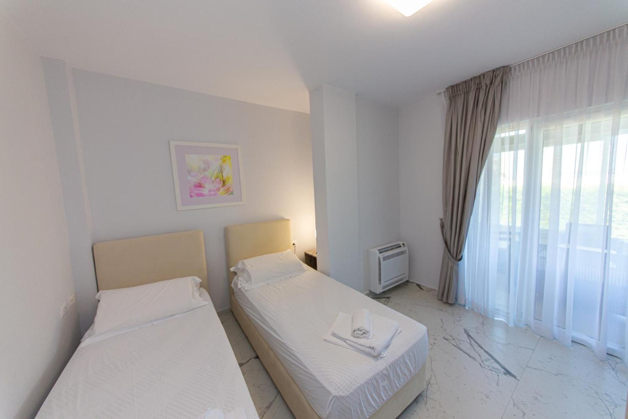 Luxury Villa 4 Vlore Bagian luar foto